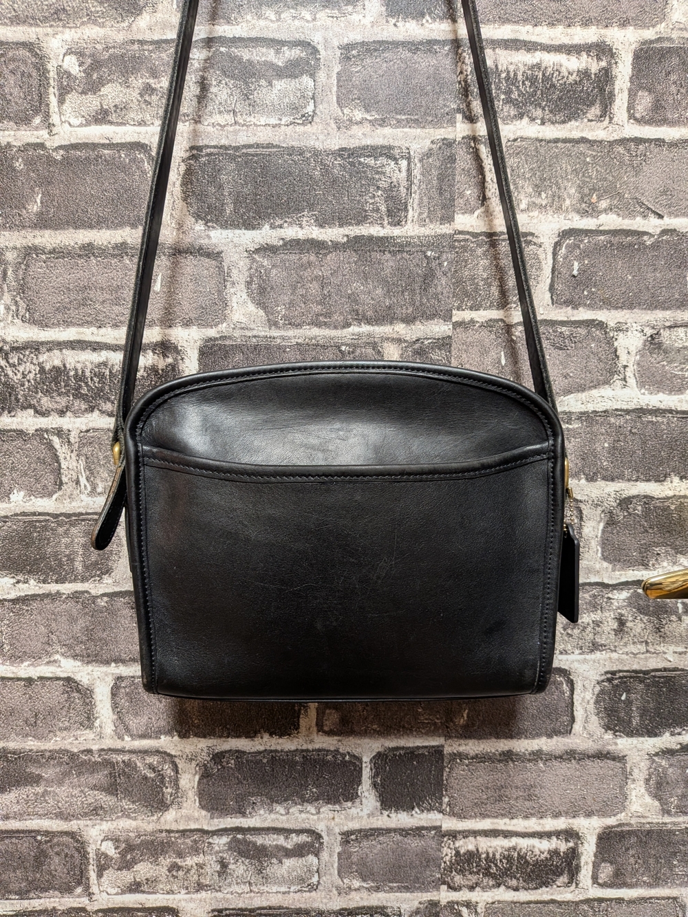 Vintage Coach Metropolis Black Leather Crossbody Bag - Classic Minimalist Style